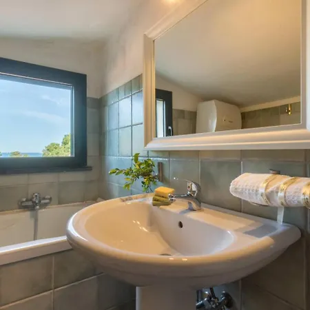Con Accesso Privato Di Cala Brandinchi