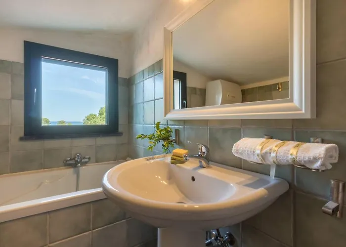 Con Accesso Privato Di Cala Brandinchi